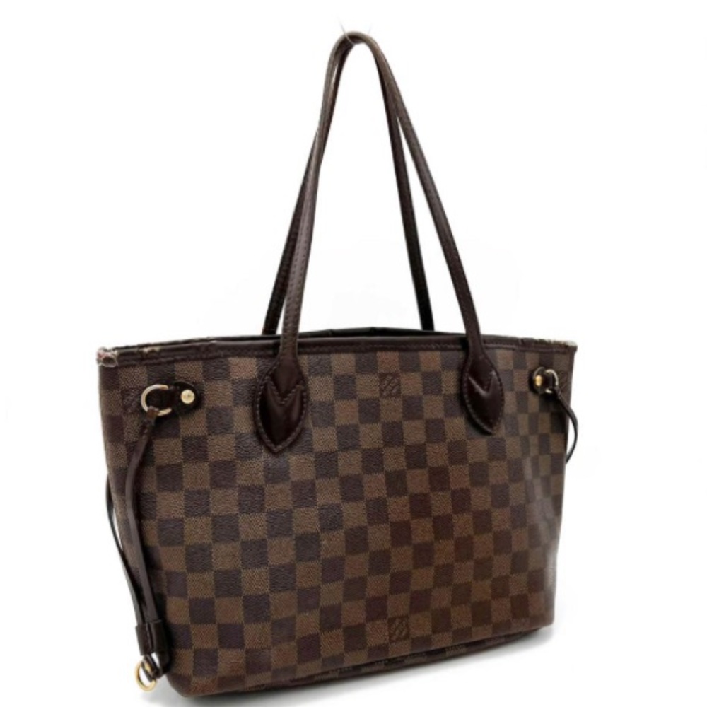 Louis Vuitton
Artsy Mm Brown Monogram Canvas Hobo Bag